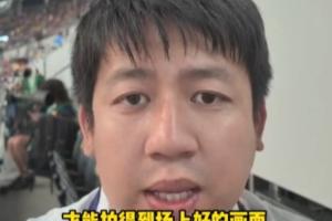 直播吧现场报道：诺维茨基亮相日瑞对决，着瑞典球衣成瑞典球迷