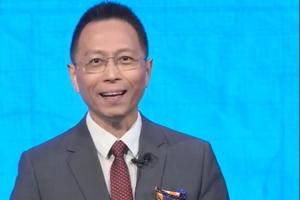詹俊称翁达夫在禁区内效率惊人,堪称近年来德国足球的神奇替补