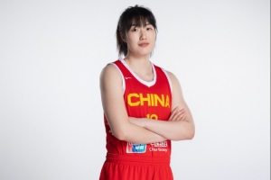 罗欣棫表示：个人体能显著提升，身体变得更加强壮，女篮的训练氛围相当积极