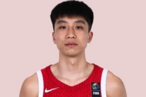 石洺豪进攻端出色，张淳智独木难支全队得分上双