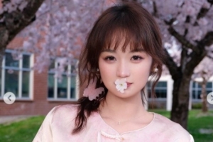 官方祝福杨瀚森21岁生日快乐！杨瀚森女友在INS上转发