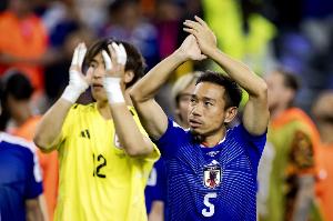 长友佑都谈参赛纪录：未满足于个人成就，梅西与C罗均出战6届世界杯
