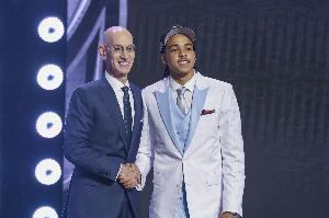小迈克尔·布朗速答：难忘的NBA瞬间——詹姆斯1比3逆战勇士