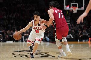 媒体人透露：河村勇辉曾与部分CBA球队交流，表达加盟CBA意愿