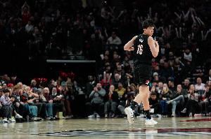 媒体人指出：球队需寻运动型45号位球员，杨瀚森在NBA的生存空间将持续受限