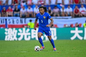 孔德亮相世界杯，法国队9胜1平全胜战绩