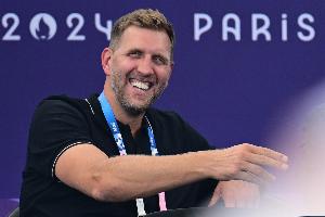 诚挚的祝福！NBA官方向诺维茨基48岁生日致以祝福